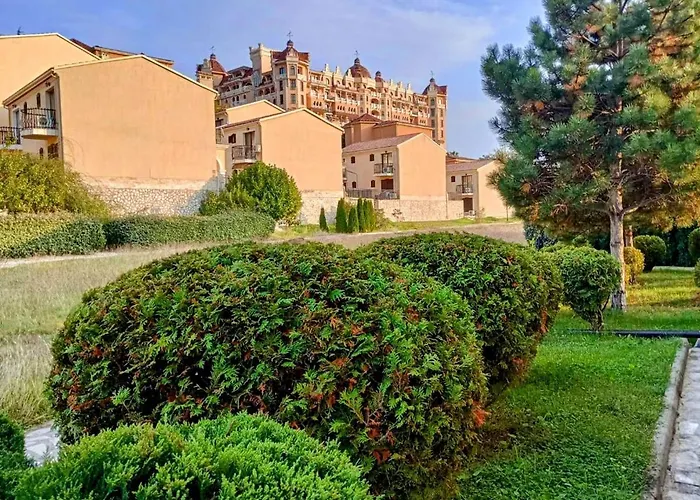 300m From Private Romana Royal Castle Holiday home Sveti Vlas